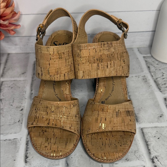 Sofft Shoes - Sofft Tan Cork‎ Heeled Sandals